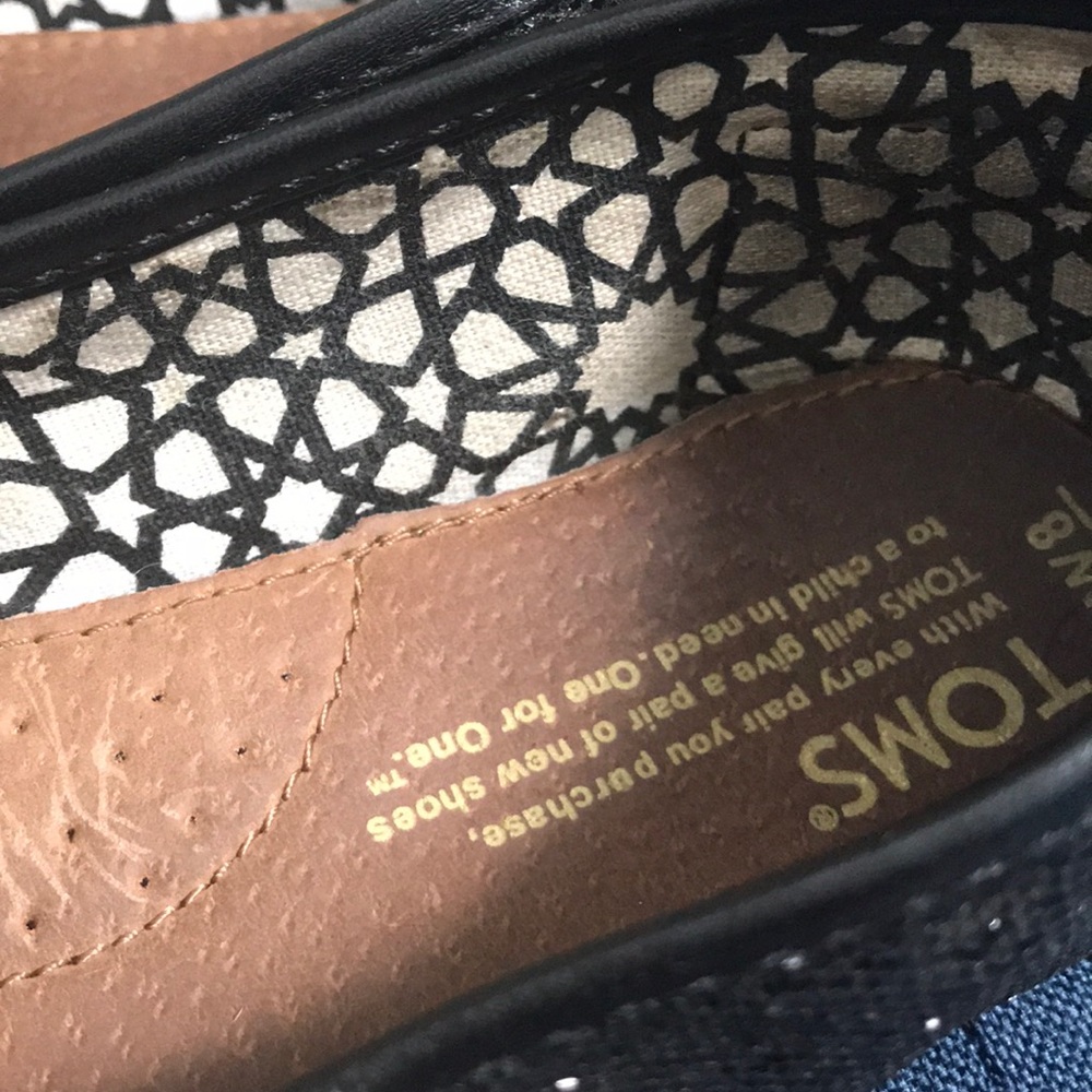 Toms - Picture 5 of 6
